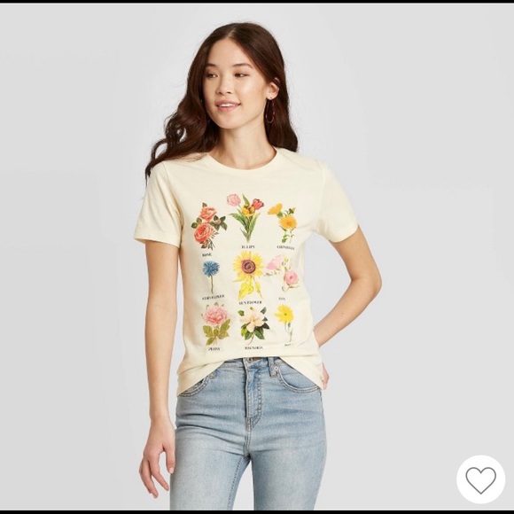 Fifth Sun botanical floral graphic tee - Picture 2 of 2